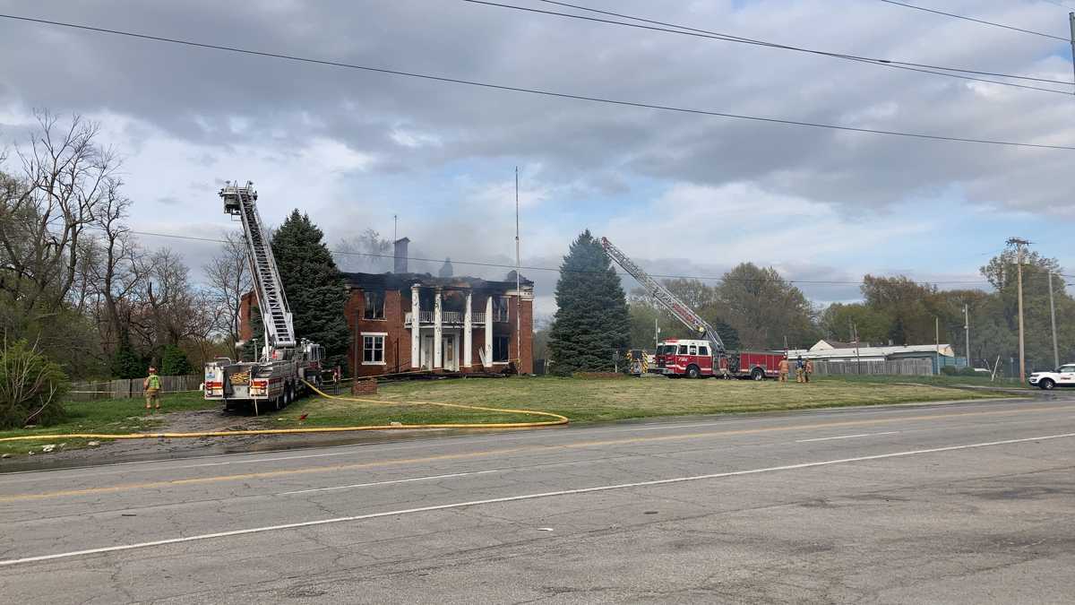Fire heavily damages historic Thomson House in Independence