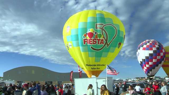 Balloon commemorating 50th anniversary of Balloon Fiesta revealed - Vimarsana News