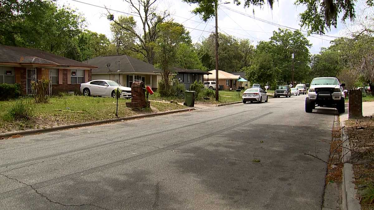 Savannah officials pledge crackdown following fatal violence