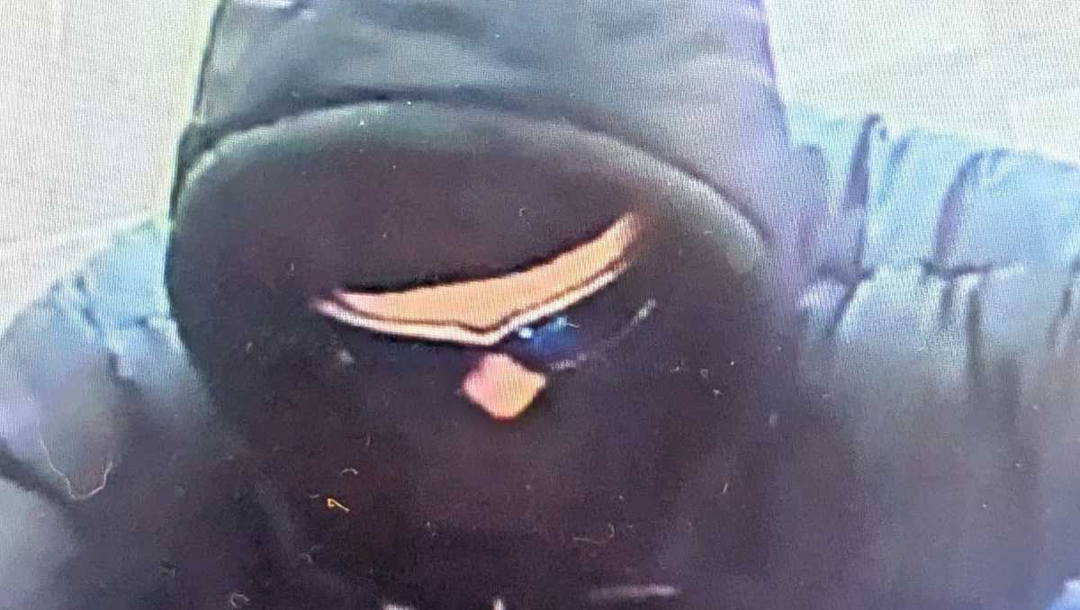 Kansas City crime: FBI investigating second bank robbery - KMBC