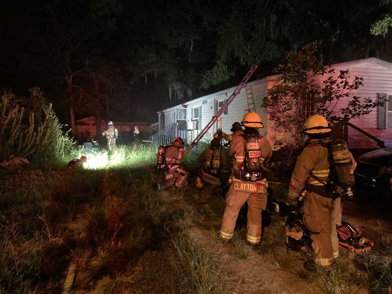 South Carolina: 2 Residents Injured In Overnight House Fire