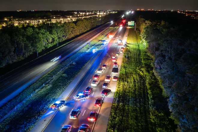 At least 1 dead after crash along I-75 in Estero