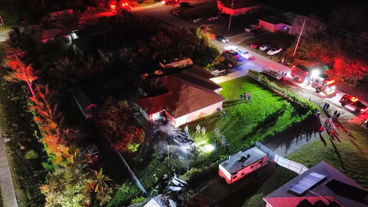 Fiery rollover crash In Lehigh Acres leaves one with serious injuries