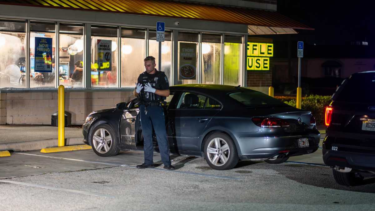 Cape Coral Police investigating at Waffle House