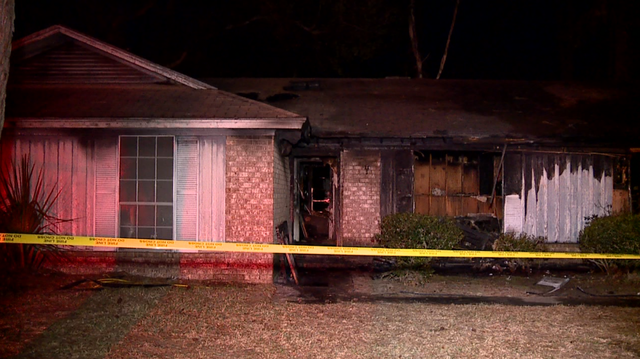 Crews respond to house fire on Wilmington Island - Vimarsana News