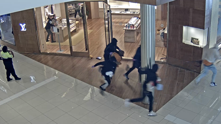Louis Vuitton Old Orchard mall location burglarized by armed