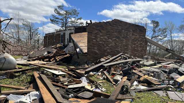 Many residents left without power in Edwards after storms gusted through the state Tuesday - Vimarsana News