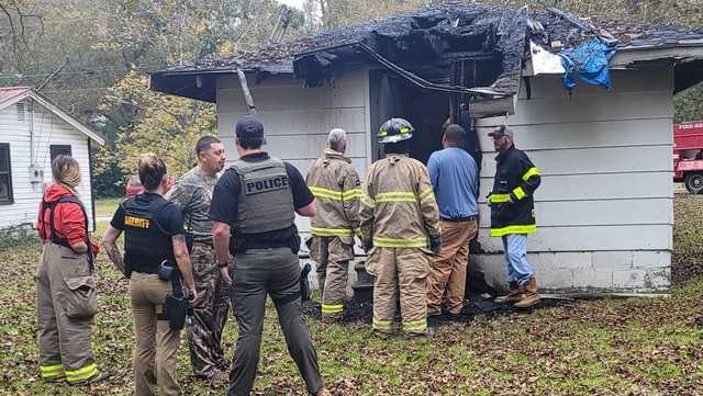 Investigation underway after fire destroys Claxton structure - Vimarsana News