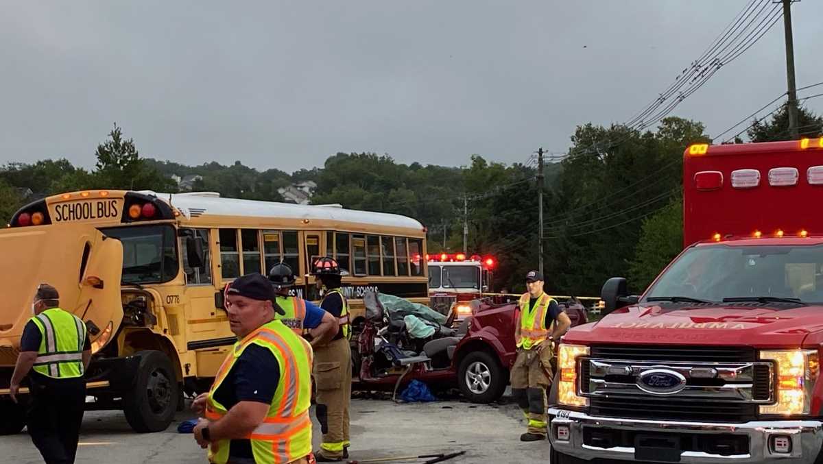 JCPS bus involved in crash, driver of striking vehicle dies