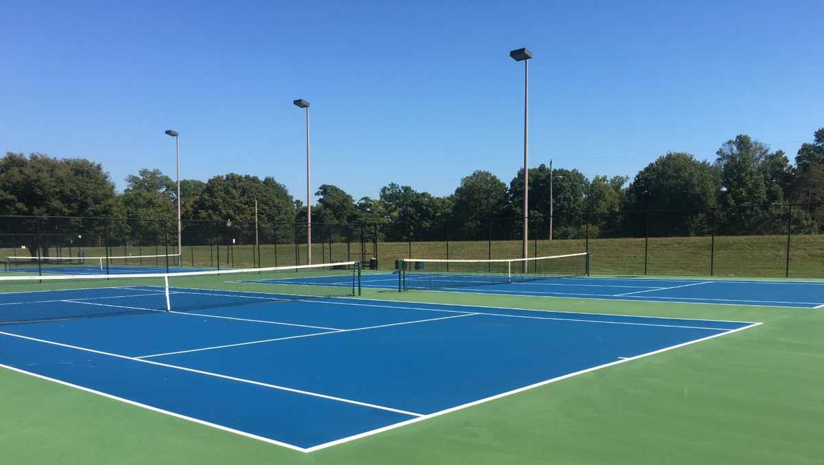 West Louisville Tennis Club strives to teach tennis and life lessons