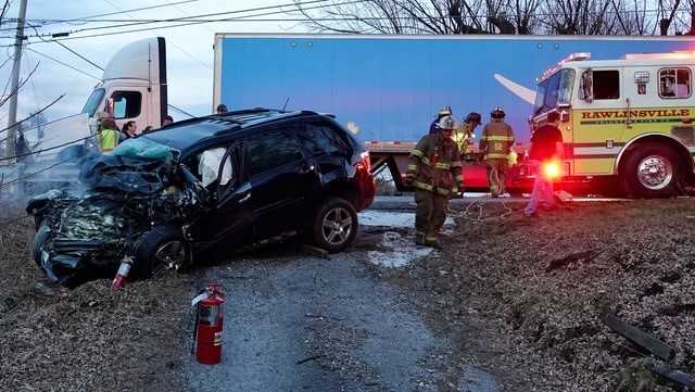Man killed in crash in Lancaster County, Pa.