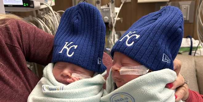 newborn&#x20;twins&#x20;diagnose&#x20;with&#x20;rare&#x20;form&#x20;of&#x20;spinal&#x20;muscular&#x20;atrophy