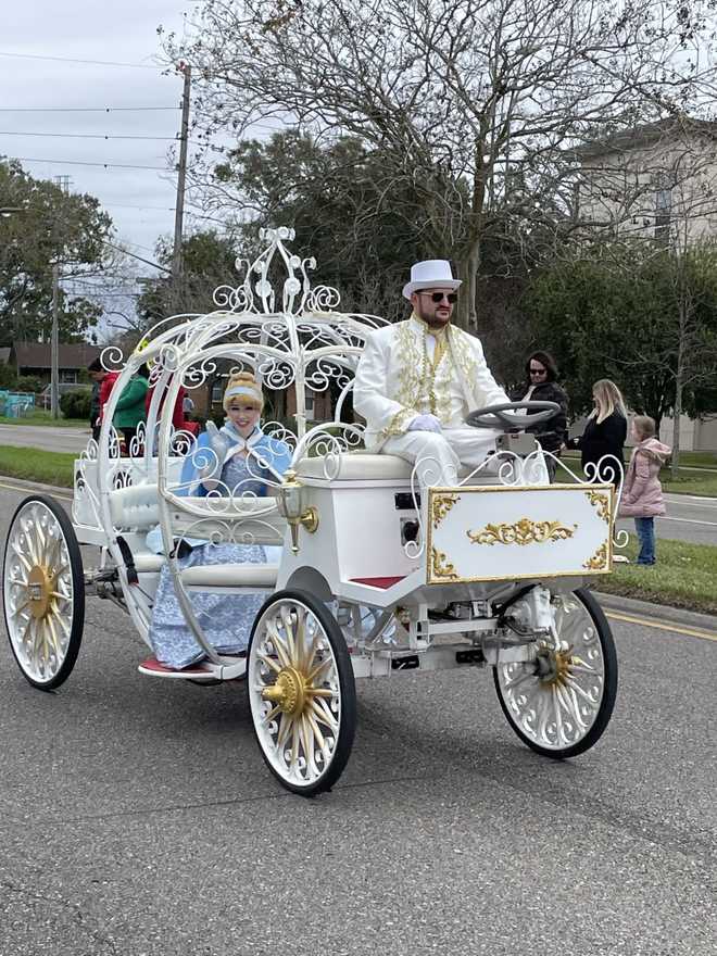 Christmas is back in Harahan