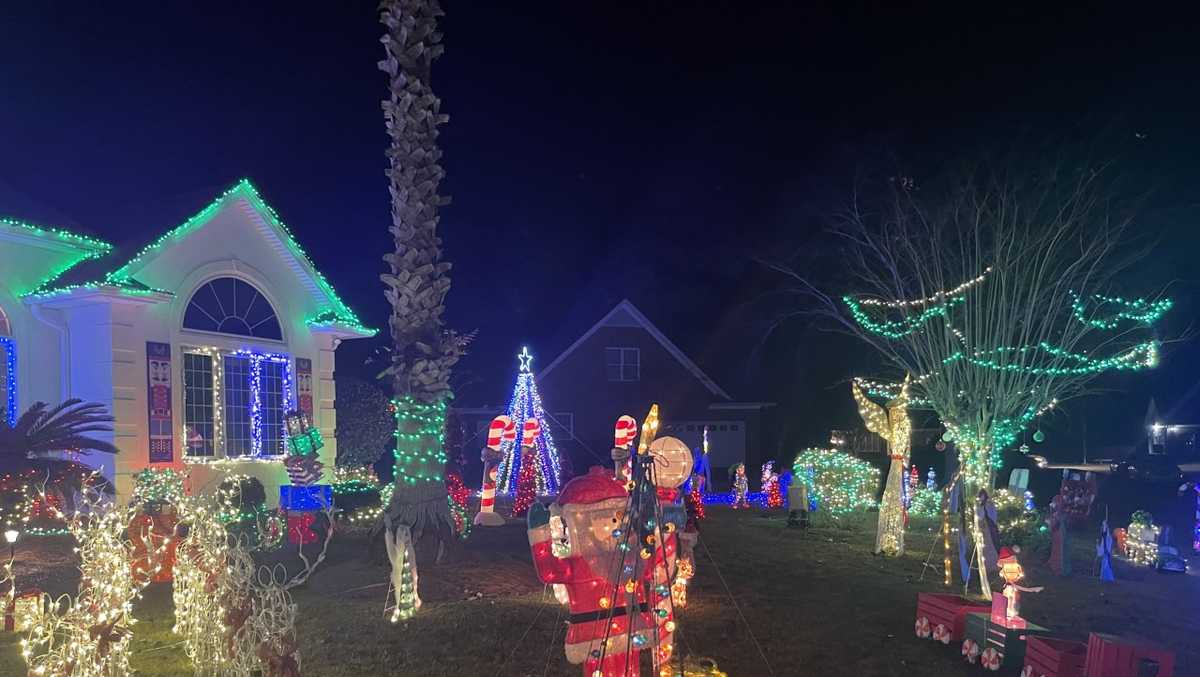 Southbridge residents Christmas lights causing a Frenzy