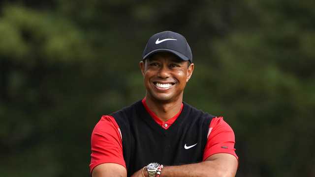 Tiger Woods shares photo of himself on crutches, showing his recovery from car crash - Vimarsana News