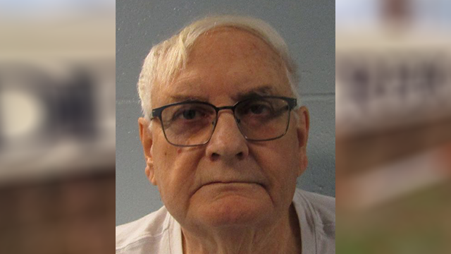 Deer Creek School District bus driver on leave after arrest - Vimarsana News