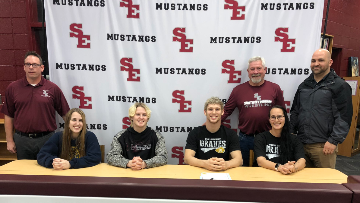 South Effingham wrestling standout Hunter Tindall signs with Ottawa