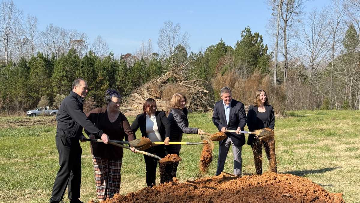 First Lady Stein, Benevolence Farm in Graham breaks ground on tiny homes to house formerly incarcerated women