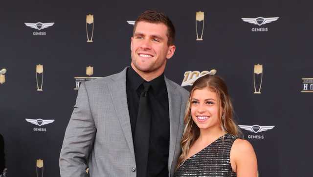 Pittsburgh Steelers star T.J. Watt and soccer player Dani Rhodes were  married over the weekend in beachside wedding - ESPN