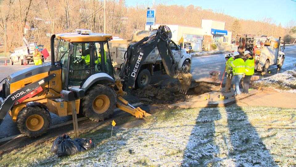 Water main break closes Route 88 in Bethel Park
