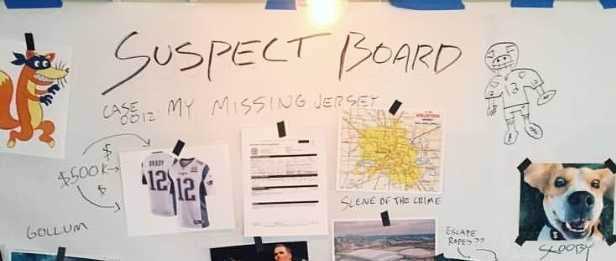 2 Tom Brady jerseys found; Mexican journalist said to be a suspect