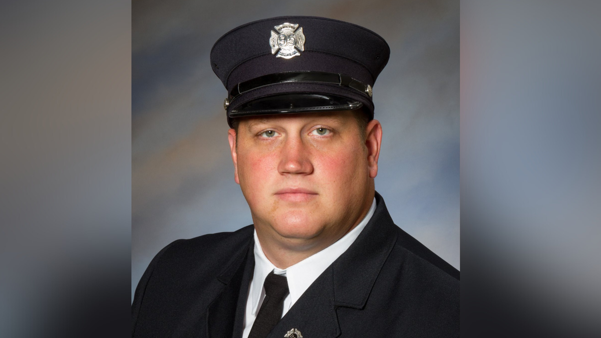 Hamilton Fire Department mourning unexpected death of lieutenant - WLWT