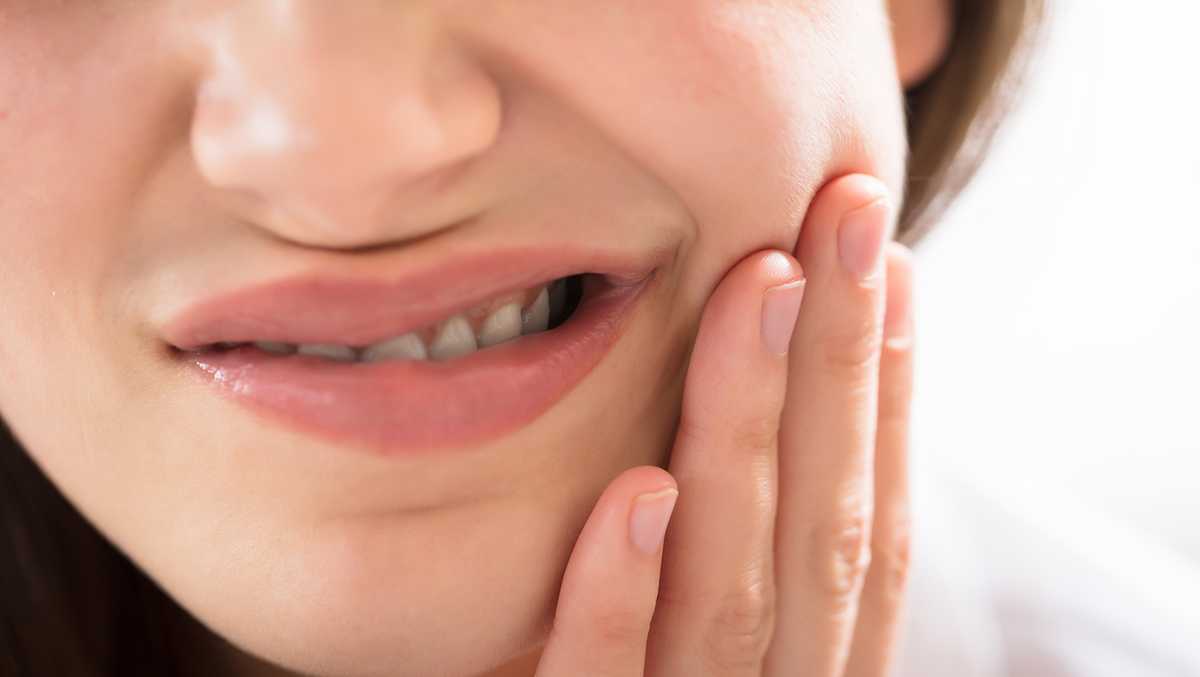 Dentists are seeing more cracked teeth. Pandemic stress is to blame