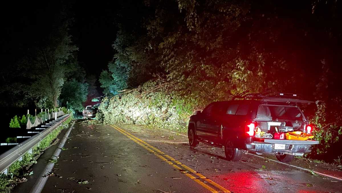 Power outages lead to school closings and delays in Pittsburgh area Power outages lead to school closings and delays in Pittsburgh area
