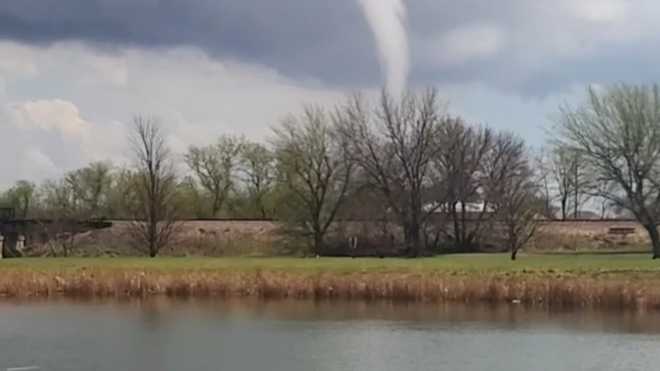 Se forman tornados en los condados de Calhoun, Dallas y Pocahontas