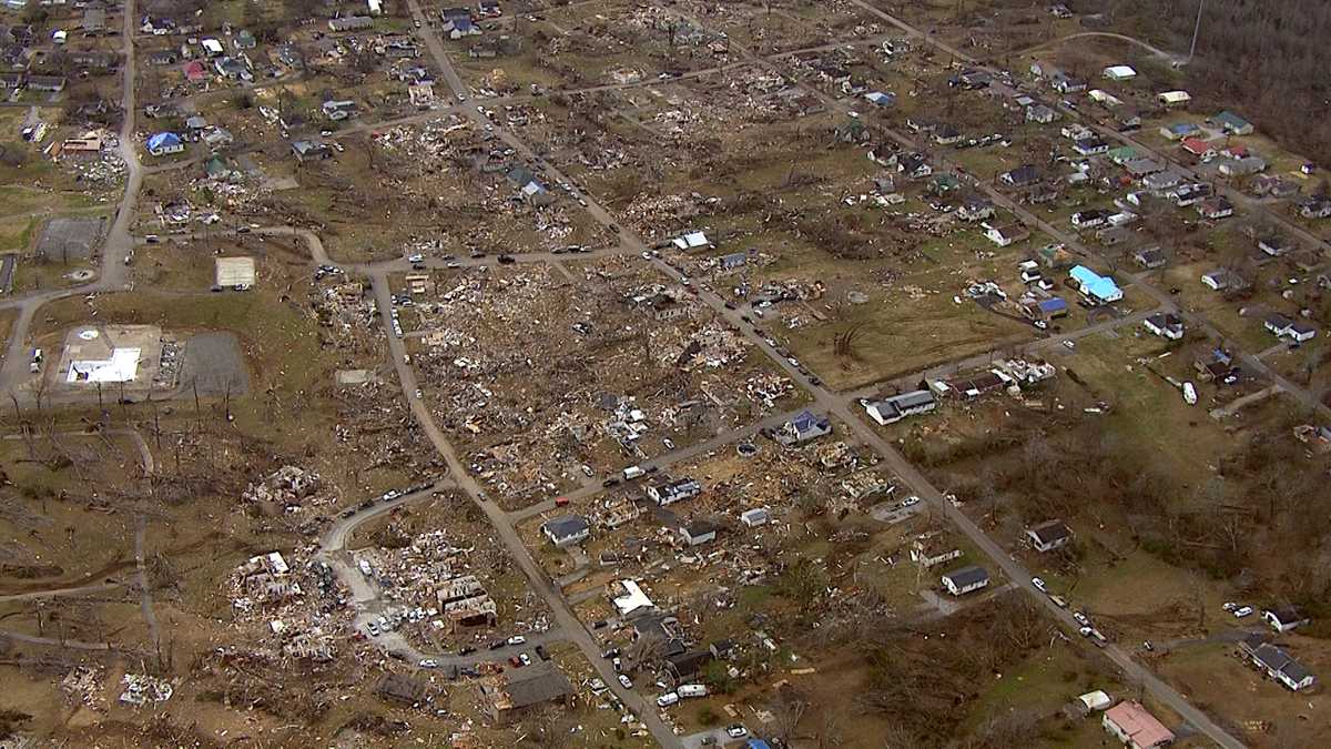 2 babies survive tornado that carried them away in bathtub