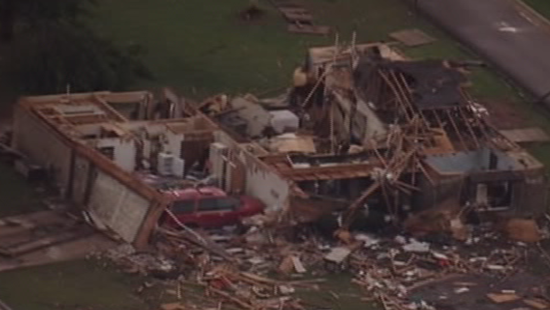 Residents cleaning up after tornado touches down near Elk City - KOCO
