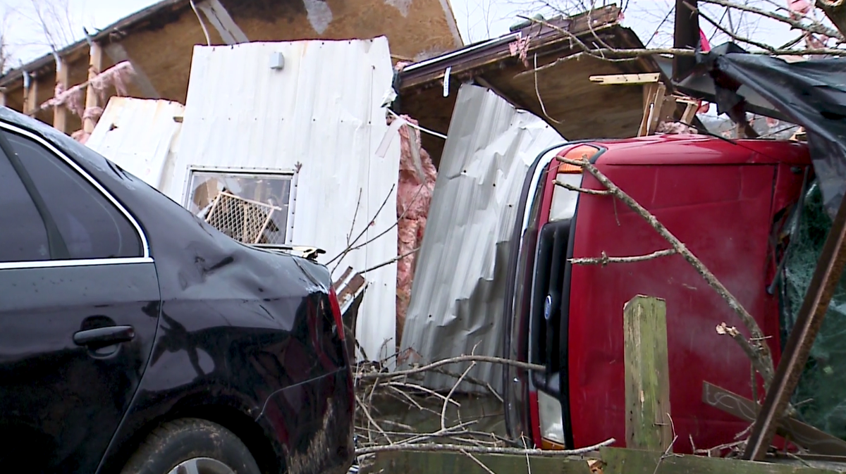Taylor County residents picking up pieces after powerful tornado leaves