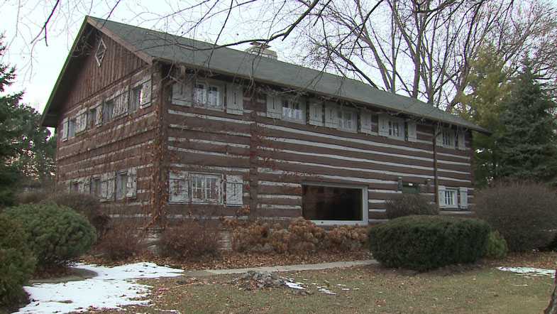 Tosa Log Cabin To Be Moved To New Home Wednesday Night