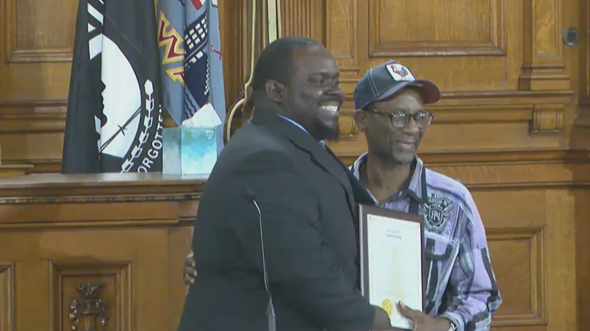 Hero tow truck driver honored for saving man trapped under bus