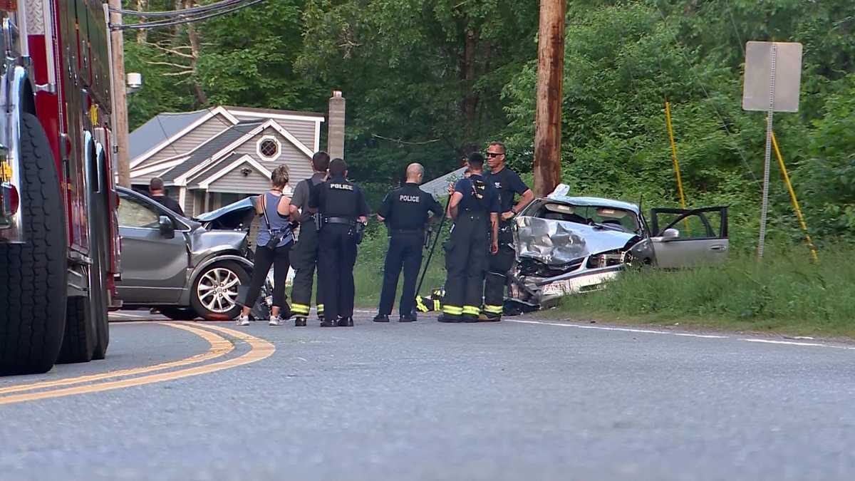 7 hurt, 2 flown to hospital after crash in Mass. town