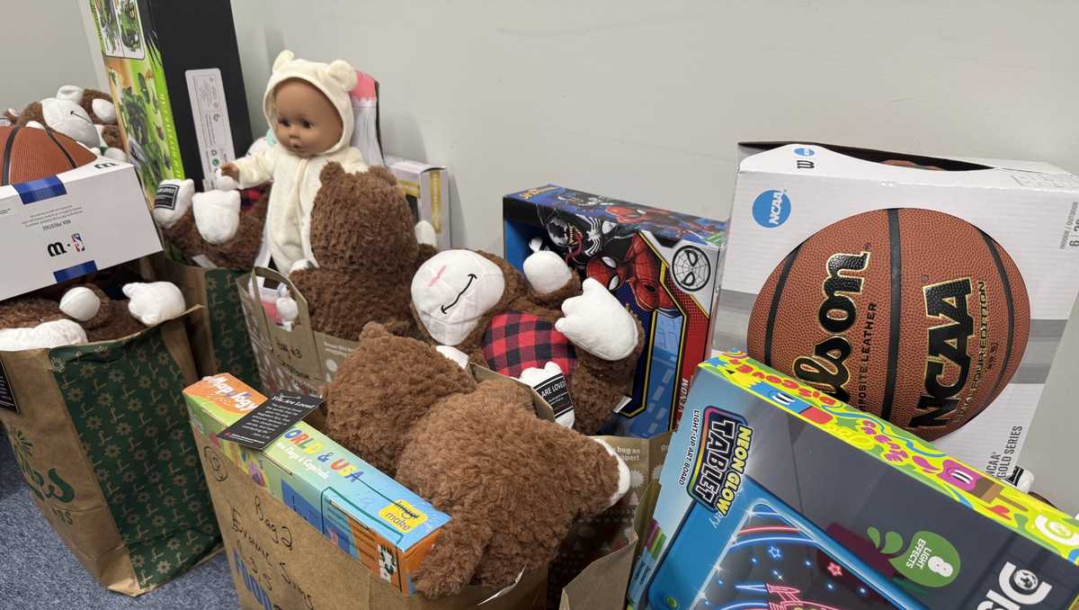 'It's about God, it's about my purpose': Truth Broadcasting in Winston-Salem holds annual Christmas toy drive