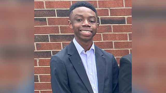 Family&#x20;members&#x20;provided&#x20;this&#x20;photo&#x20;of&#x20;Toyin&#x20;Amuda,&#x20;an&#x20;18-year-old&#x20;Deer&#x20;Creek&#x20;High&#x20;School&#x20;graduate&#x20;who&#x20;drowned.&#x20;An&#x20;investigation&#x20;continues&#x20;into&#x20;his&#x20;death.