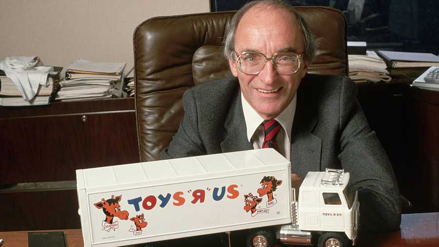 Toys "R" Us founder Charles Lazarus