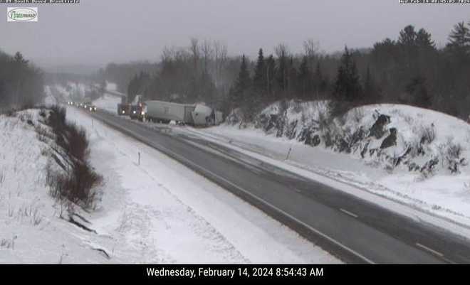 Tractor-trailer crash causes delays on I-89 in Brookfield