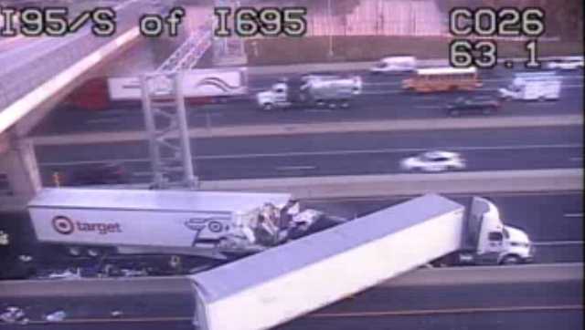 Tractor-trailers crash in I-95 express lanes in Rosedale - Vimarsana News