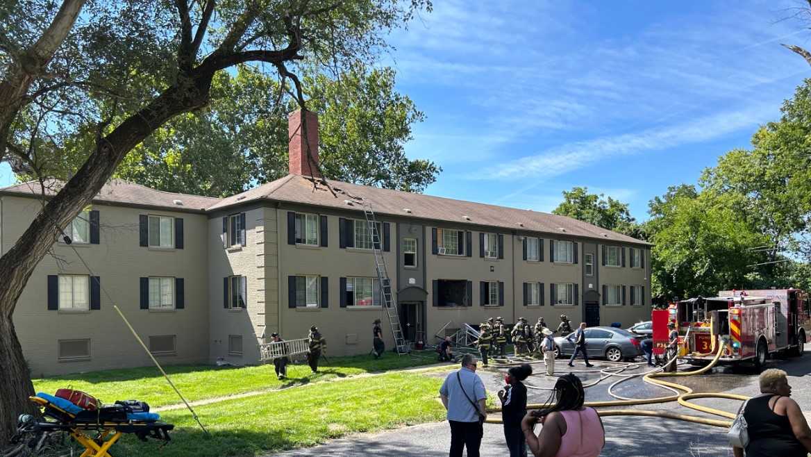 No injuries following fire at Kansas City apartment complex