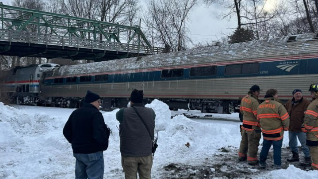 No injuries after Amtrak train from Vermont derails in Massachusetts