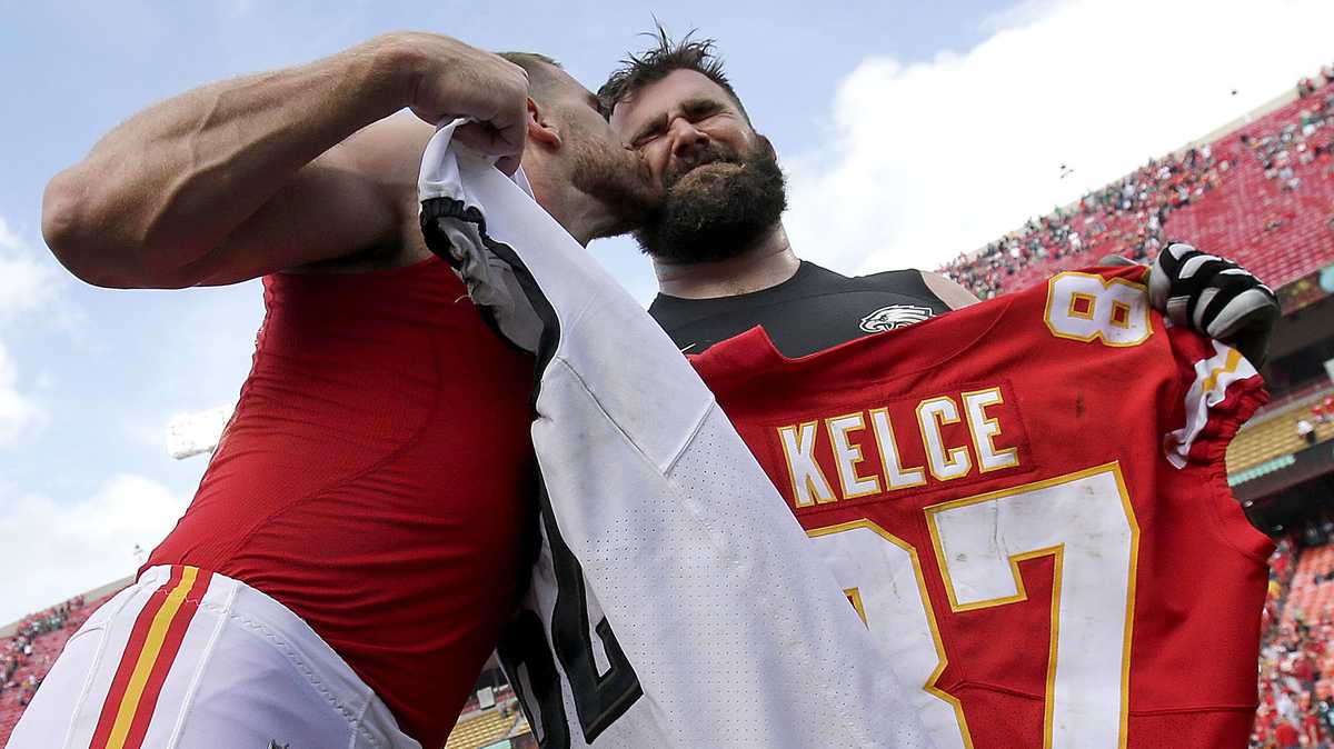Travis and Jason Kelce the first brothers to face off in a Super Bowl