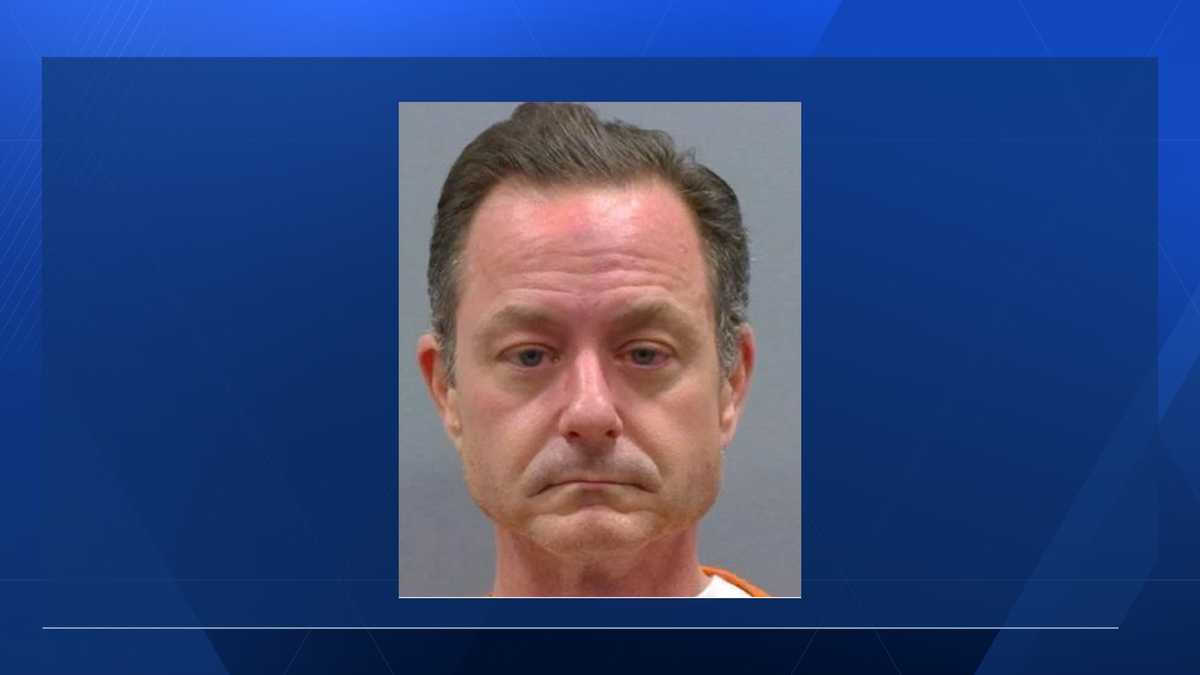 Former Nebraska City neurosurgeon accused of child sexual assault seeks insanity defense