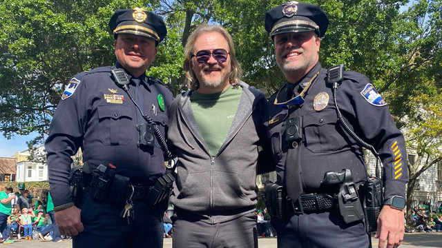 Savannah: Travis Tritt stops by for St. Patrick's Day parade - Vimarsana News