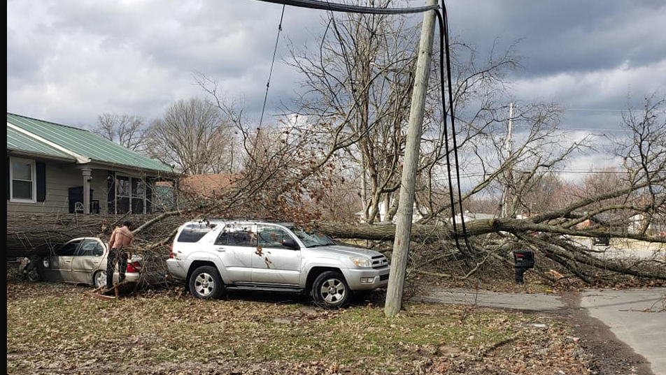PHOTOS WLKY viewers share photos of storm damage