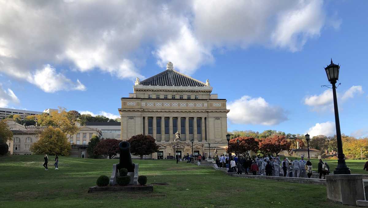 Hundreds Attend Memorial Service To Honor Tree Of Life Lives Lost One