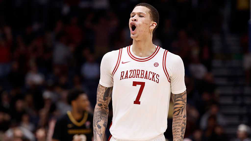 Arkansas Razorbacks discuss team growth, relationship-building over last year