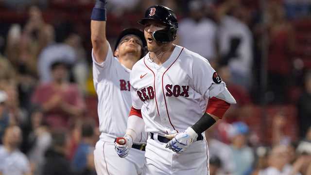 Bogaerts hits 3-run home run; Red Sox rally past Astros