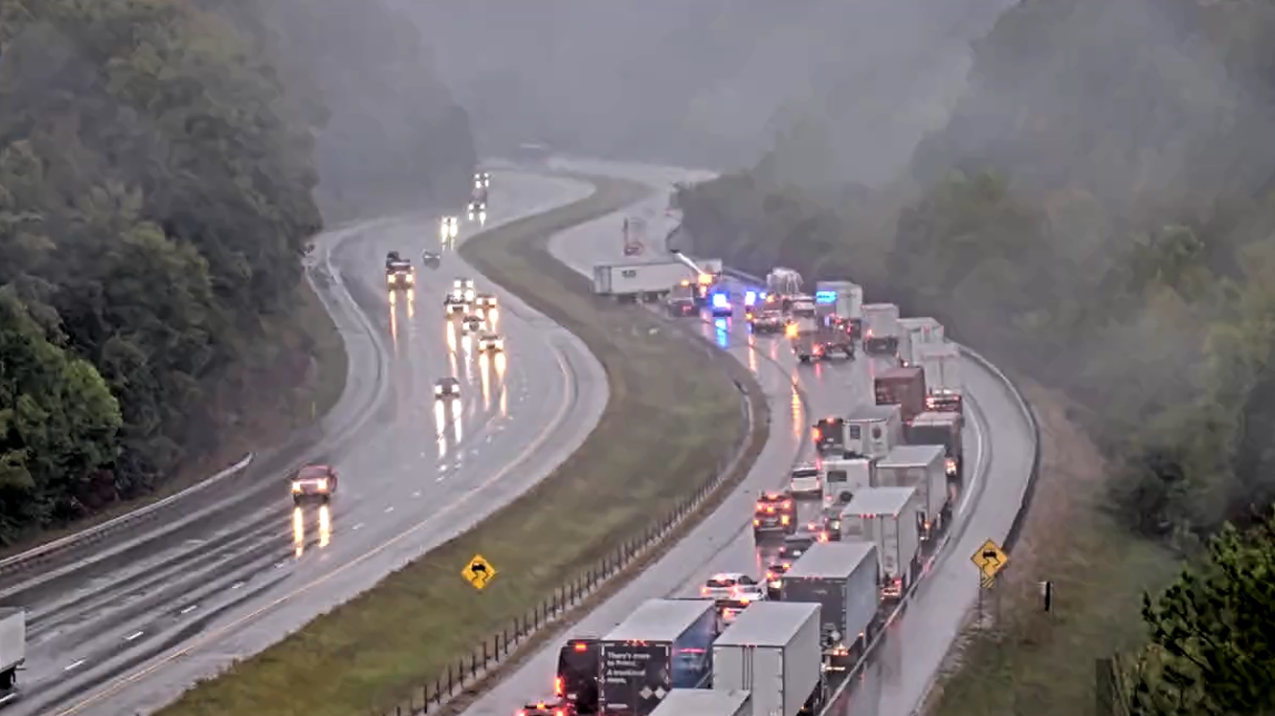 I-65 reopens near Elizabethtown after semi jackknifed